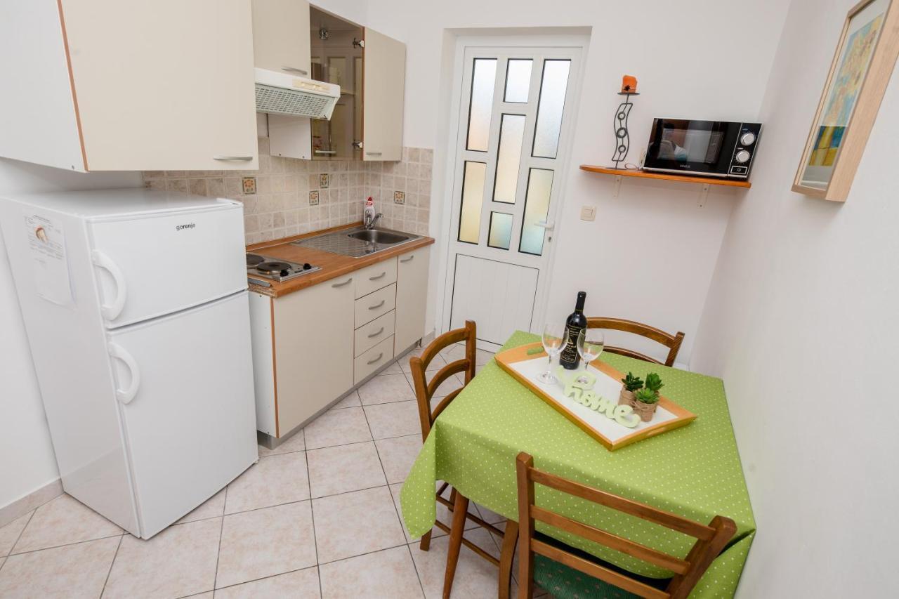 Apartment Marisol Barbat Barbat na Rabu Exteriör bild