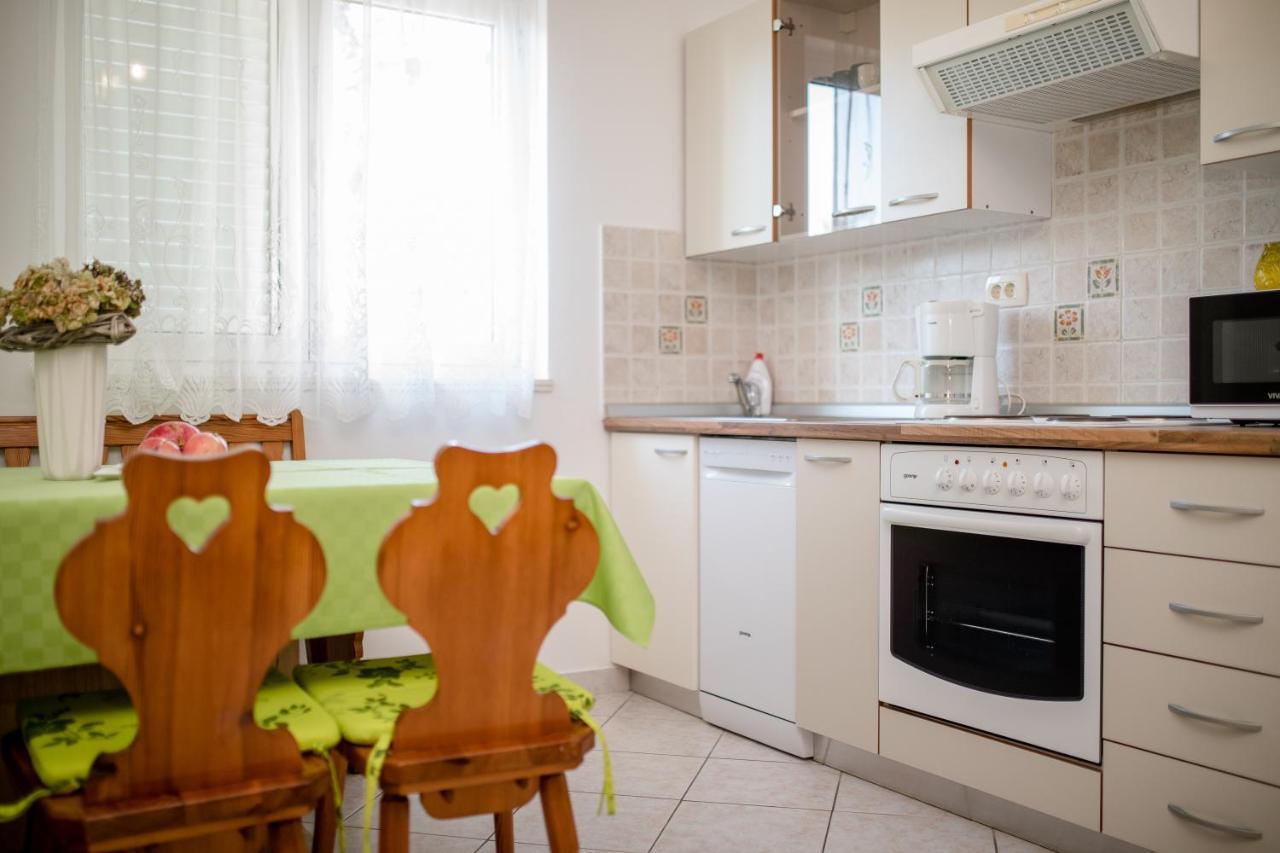 Apartment Marisol Barbat Barbat na Rabu Exteriör bild