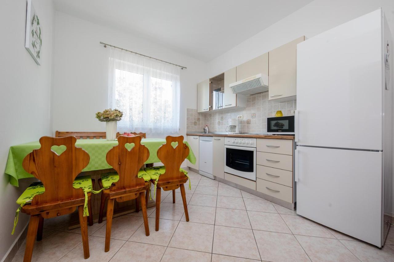 Apartment Marisol Barbat Barbat na Rabu Exteriör bild