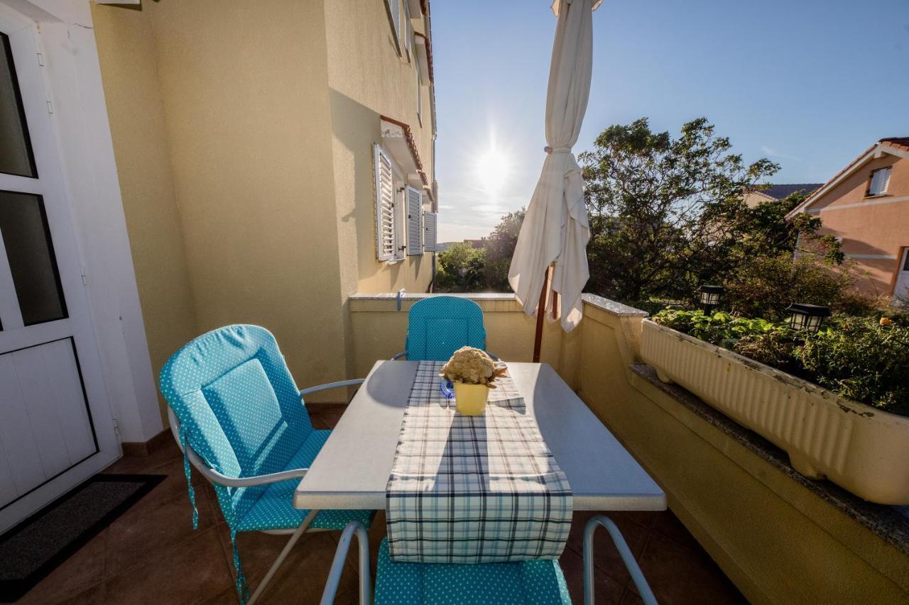 Apartment Marisol Barbat Barbat na Rabu Exteriör bild